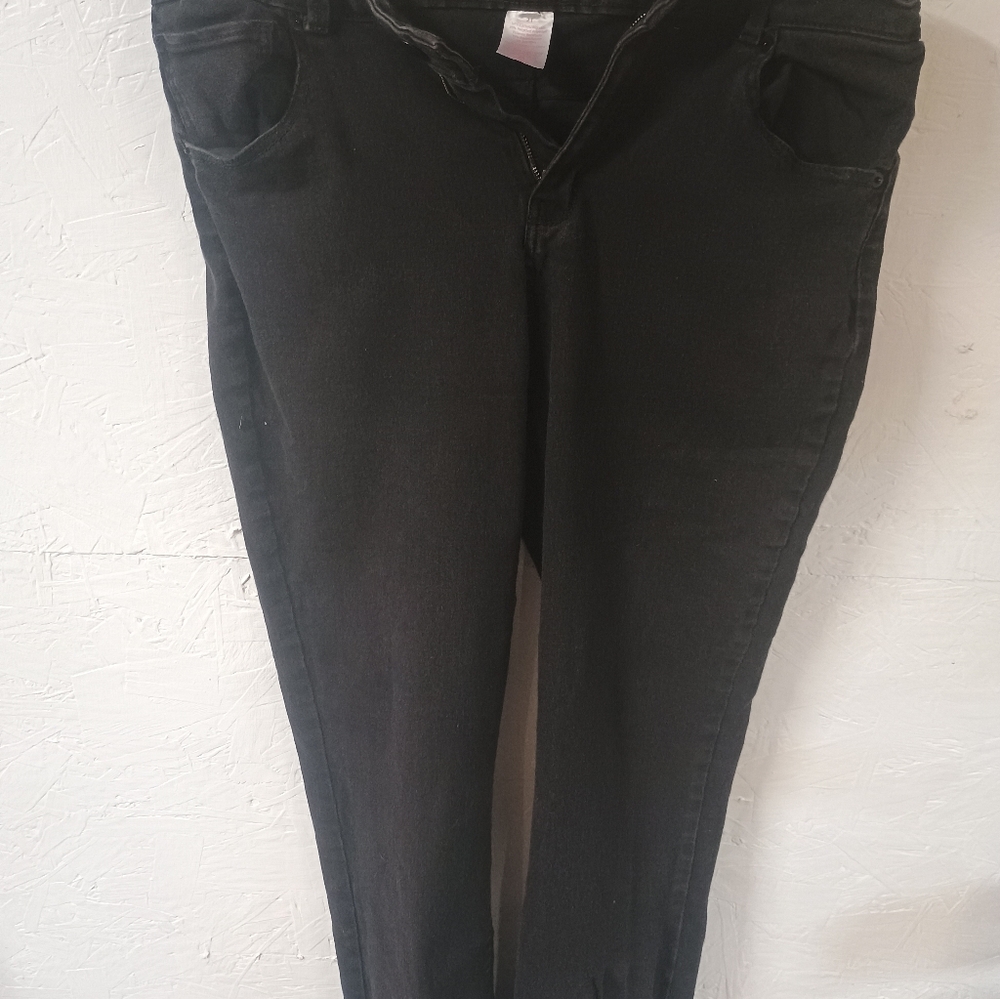 No Boundaries Women's Black Skinny Jeans
